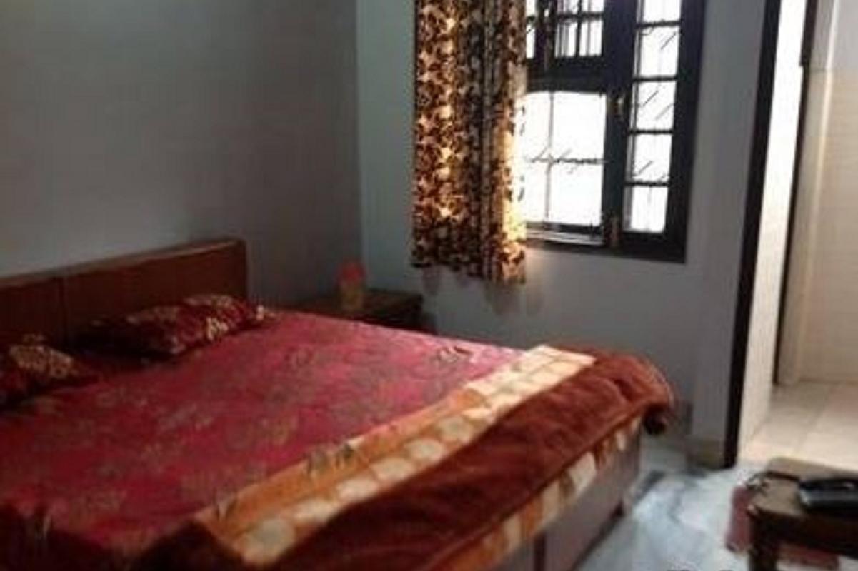 Raja Guest House Jalandhar Esterno foto